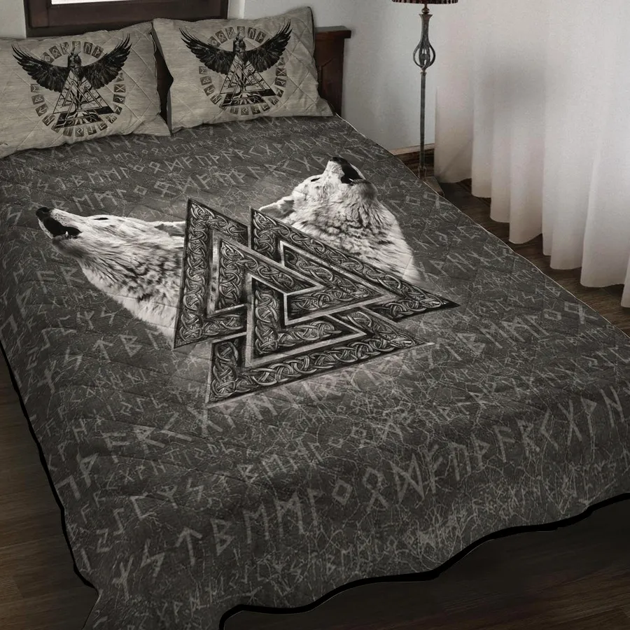 Viking Quilt Bedding Set – Norse Symbol for Wolf Power Viking Quilt Bedding Set – Norse Symbol for Wolf Power