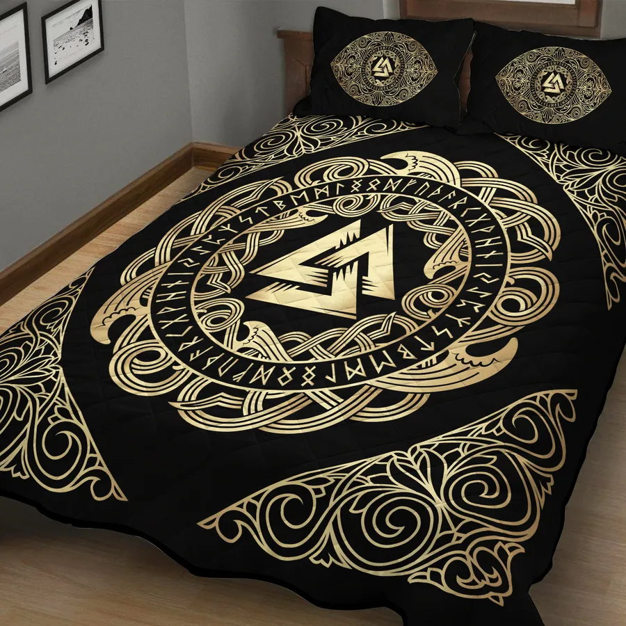 Viking Quilt Bedding Set – Golden Viking Valknut Symbol Prestige Viking Quilt Bedding Set – Golden Viking Valknut Symbol Prestige